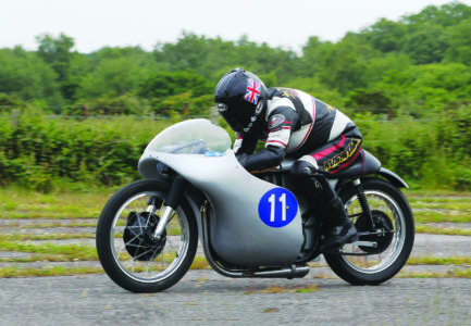 Lowboy Racer: 1960 Norton 350cc 40M Image